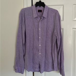 Men’s Untuckit lightweight linen shirt.  XL
